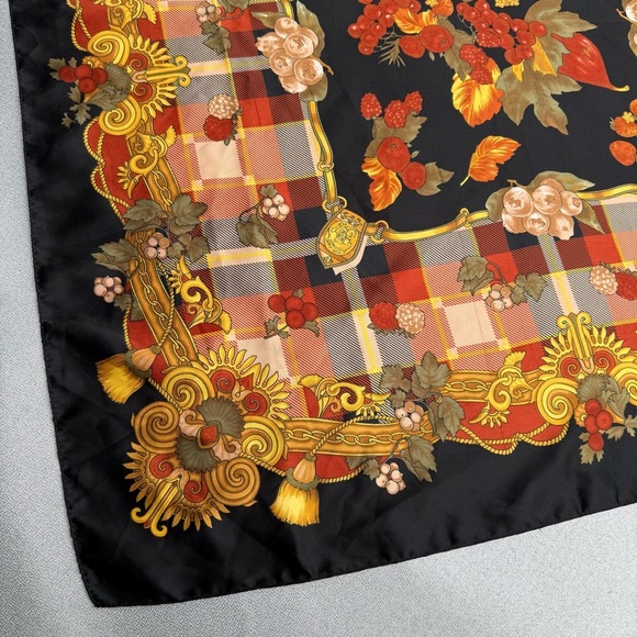 Unbranded Black Orange Made In Italy Square Polyester Scarf 30 x 30” - Picture 2 of 5